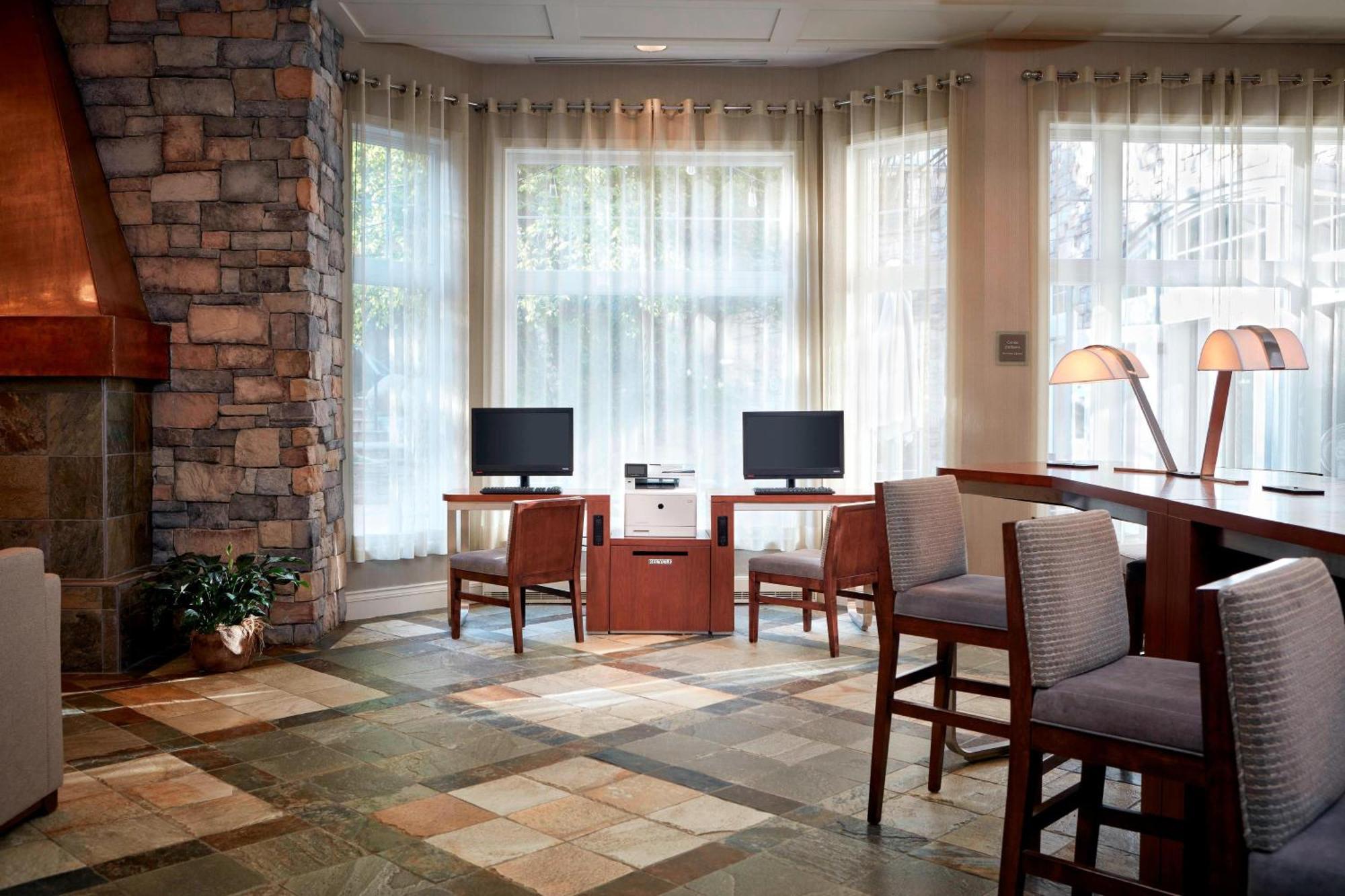 Hotel Le Westin Tremblant à Mont-Tremblant Extérieur photo
